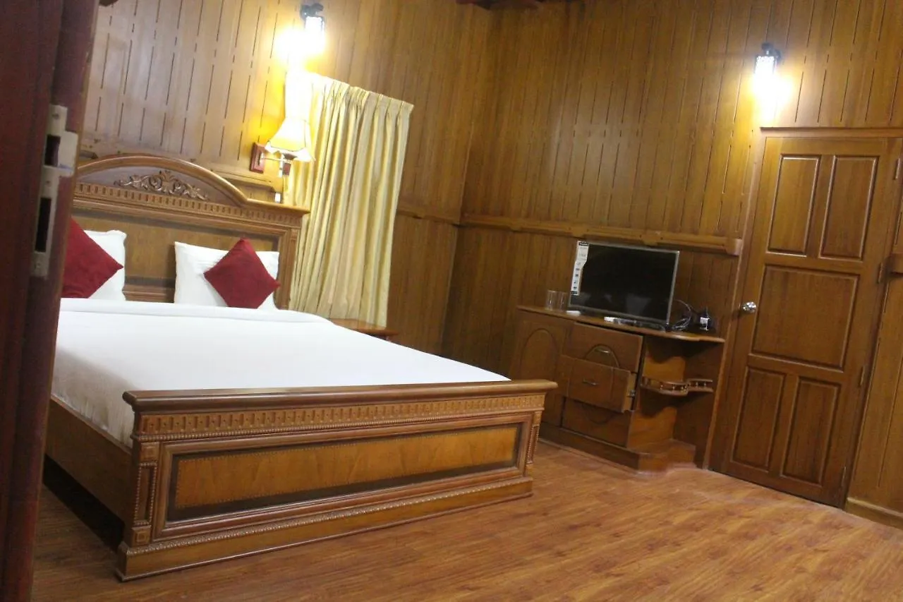 ***  Nikhil Ayurvedic Heritage Hotel Varkala India